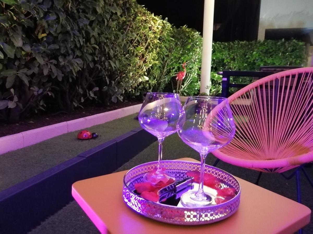 Romantisme Et Glamour 2 Avec Spa , Clim Et Jardin Dijon Bagian luar foto