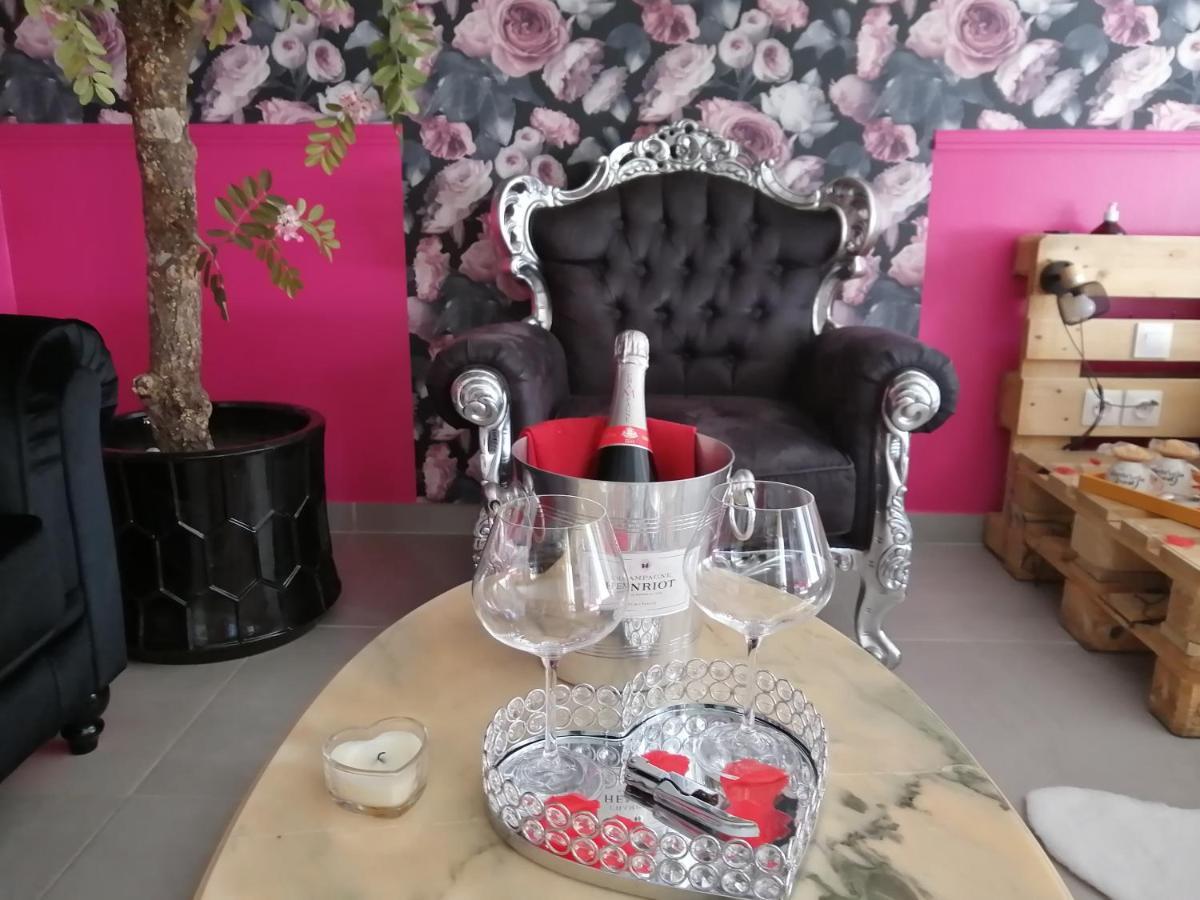 Romantisme Et Glamour 2 Avec Spa , Clim Et Jardin Dijon Bagian luar foto